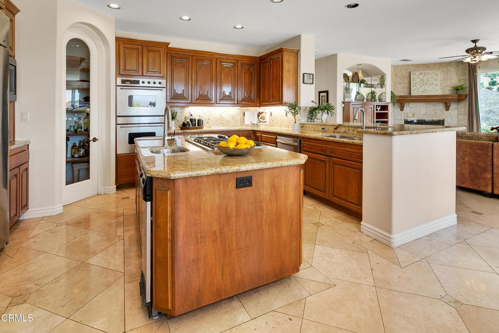 12127 Presilla Road Camarillo, CA 93012 - Photo 37 of 69