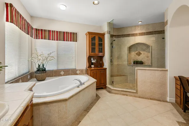 $1,999,990 | 12127 Presilla Road, Camarillo, CA 93012