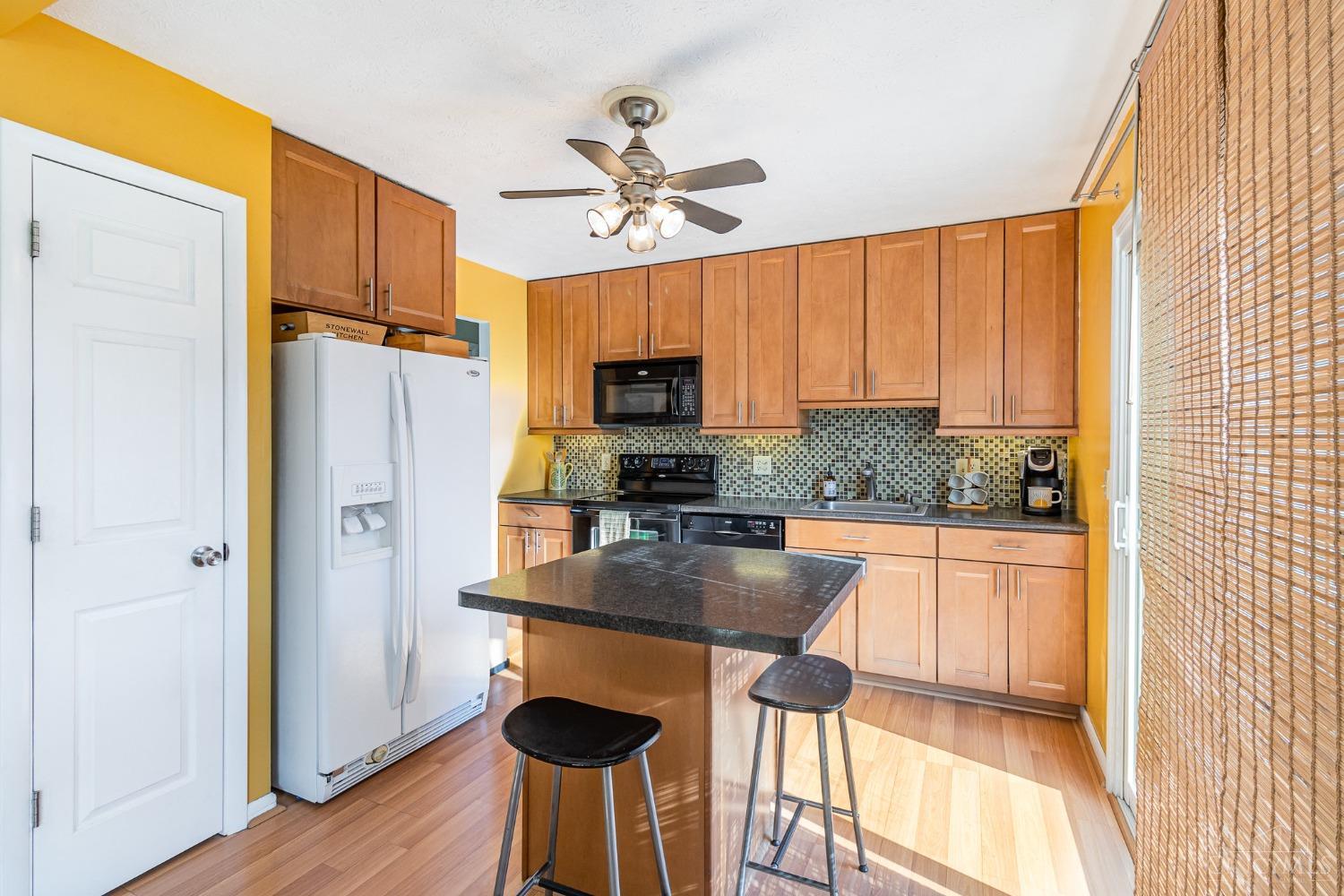 262 Anderson Ferry Road Cincinnati, OH 45238 - Photo 8 of 33