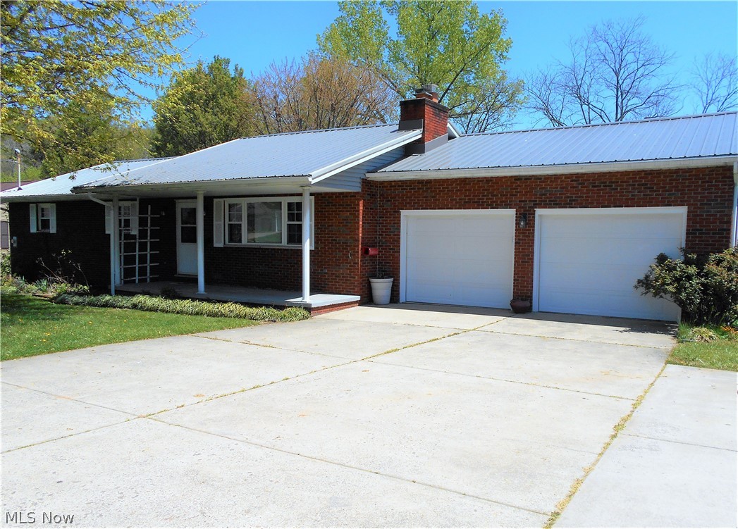 936 Braun Road Belpre, OH 45714 - Photo 1 of 31 Gallery Image 1