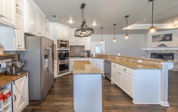 $379,000 | 1 Highland Drive, Ransom Canyon, TX 79366