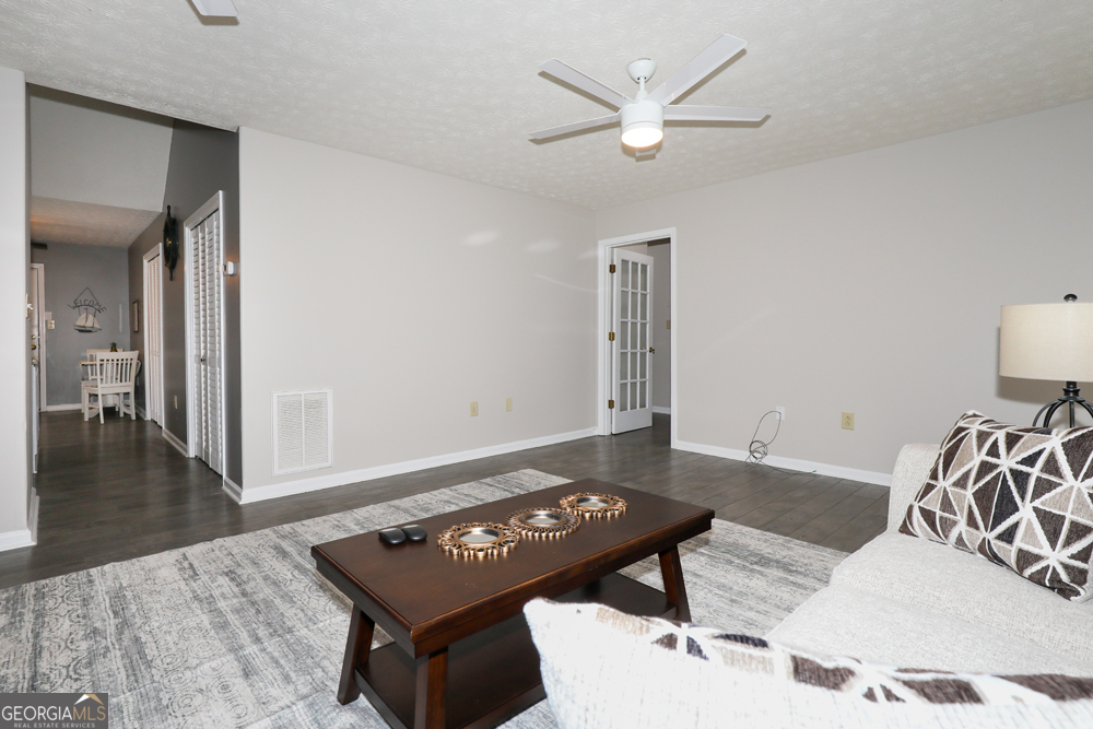 504 Rue Chalet Lavonia, GA 30553 - Photo 12 of 26