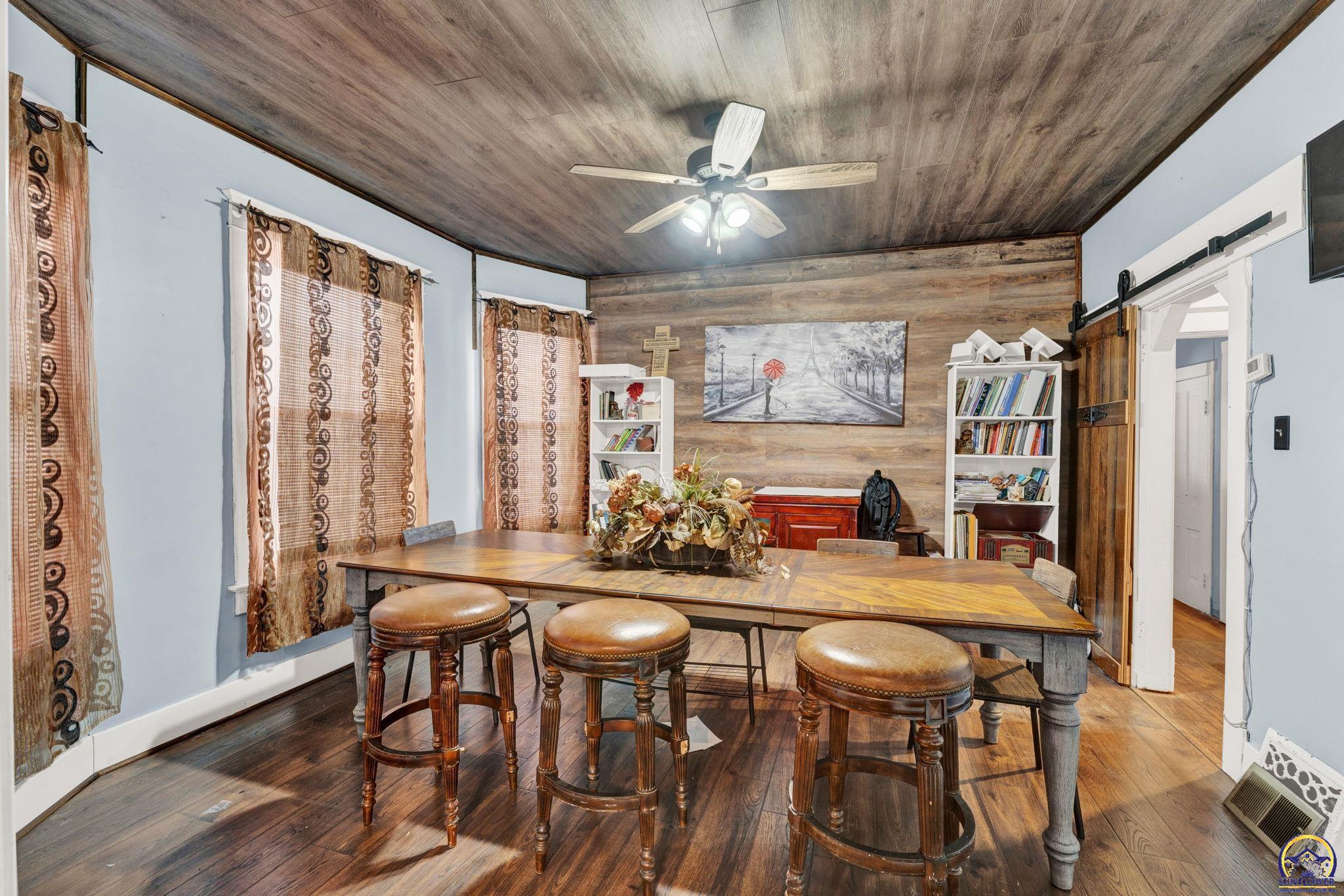 413 Southwest Fillmore Street Topeka, KS 66606 - Photo 15 of 33