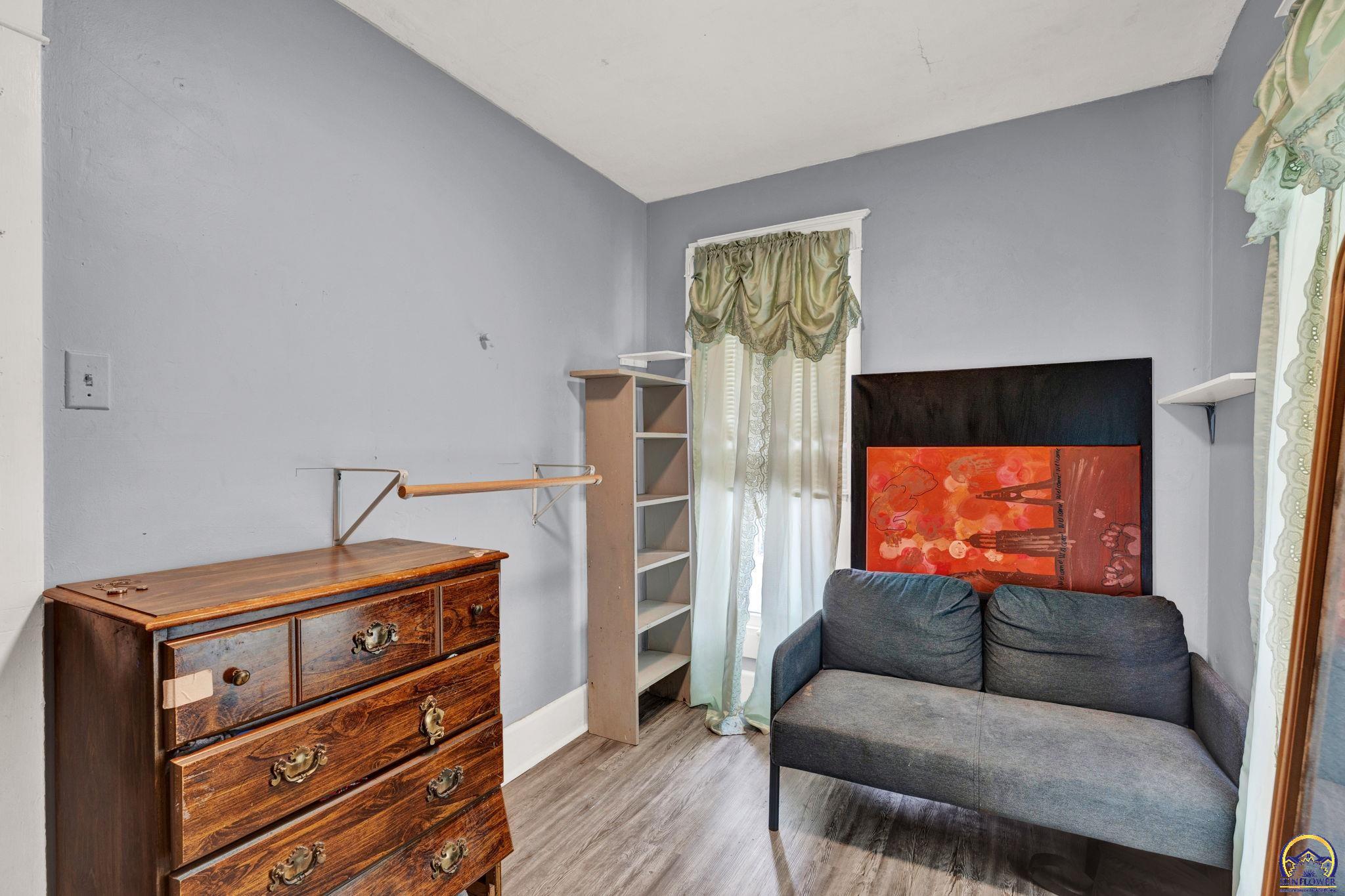 413 Southwest Fillmore Street Topeka, KS 66606 - Photo 27 of 33