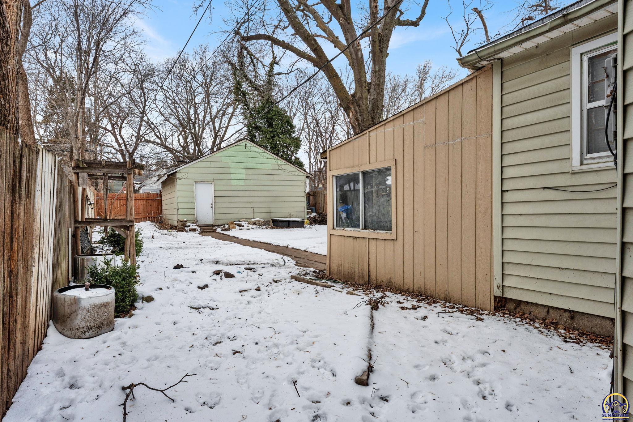 413 Southwest Fillmore Street Topeka, KS 66606 - Photo 30 of 33