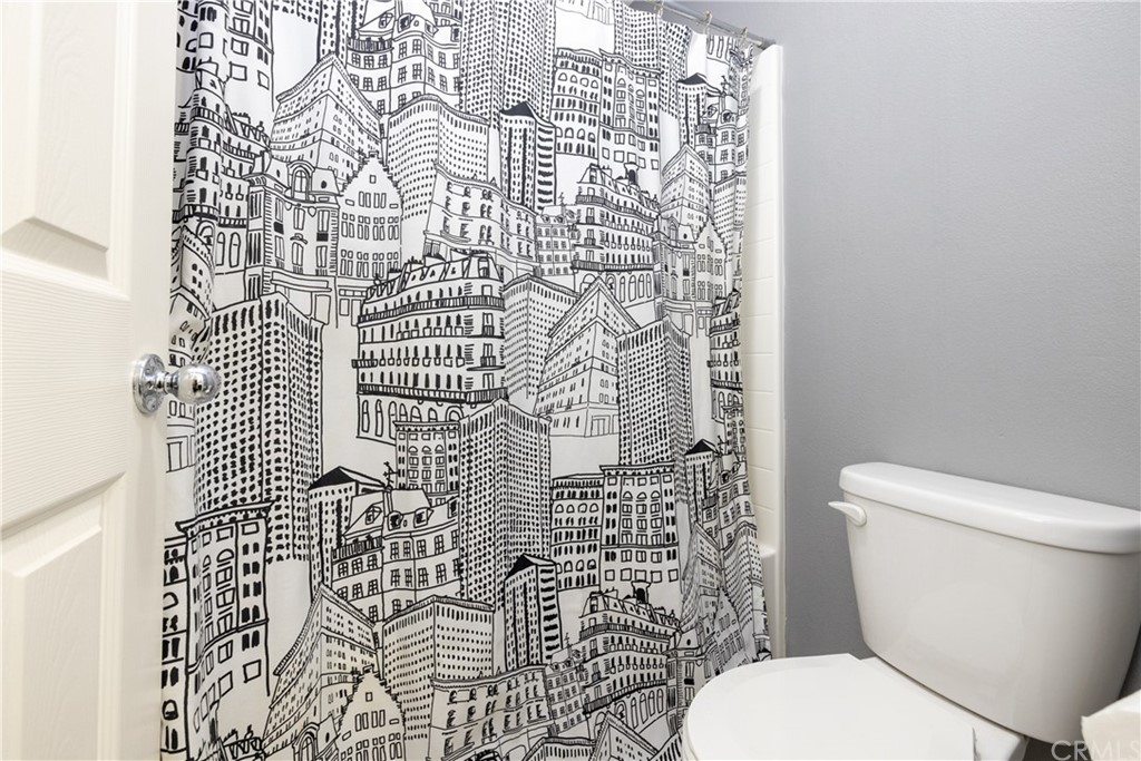 6838 Reflection Way Jurupa Valley, CA 92509 - Photo 17 of 31 BATHROOM UPSTAIRS