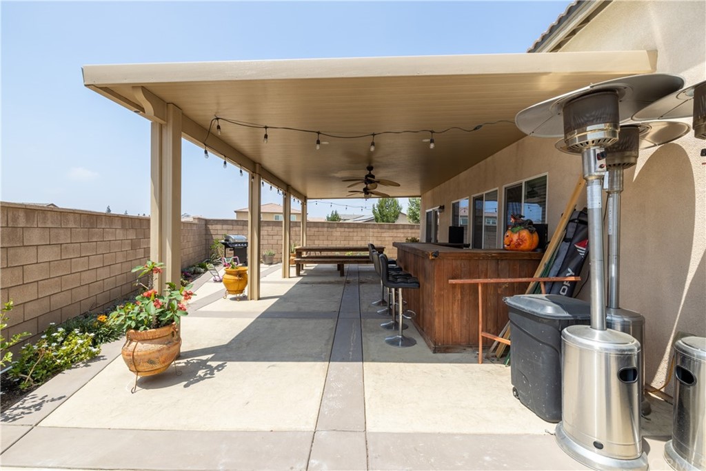 6838 Reflection Way Jurupa Valley, CA 92509 - Photo 25 of 31 BACK PATIO