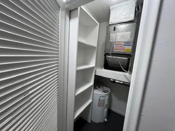 $1,895 | 1200 South Broadway, Unit 209, Lantana, FL 33462