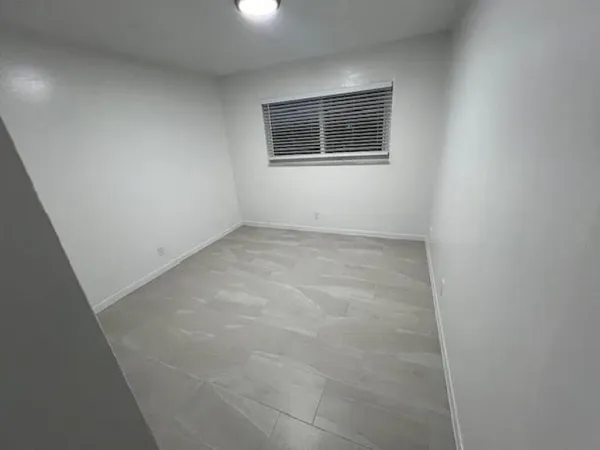 $1,895 | 1200 South Broadway, Unit 209, Lantana, FL 33462