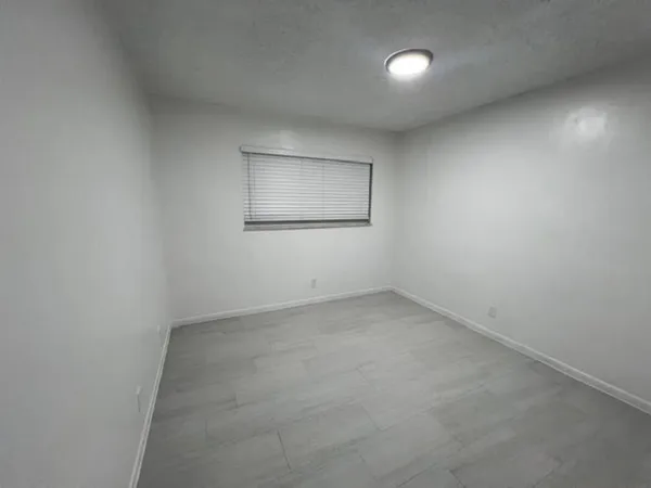 $1,895 | 1200 South Broadway, Unit 209, Lantana, FL 33462