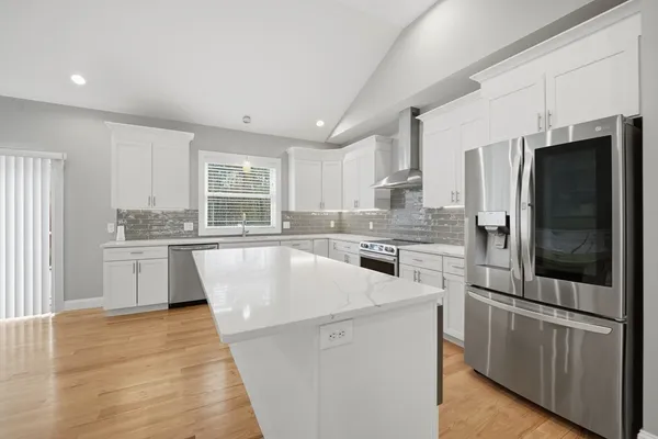 $799,900 | 17 Sunny Crest Lane, Belchertown, MA 01007