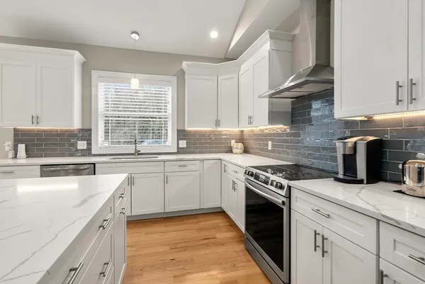 $799,900 | 17 Sunny Crest Lane, Belchertown, MA 01007