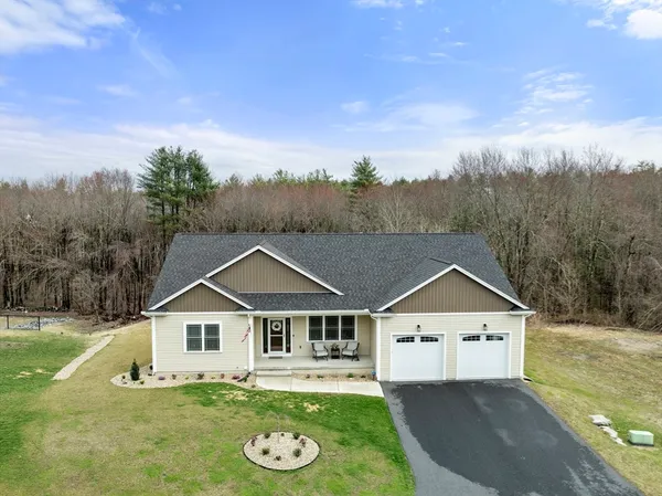$799,900 | 17 Sunny Crest Lane, Belchertown, MA 01007