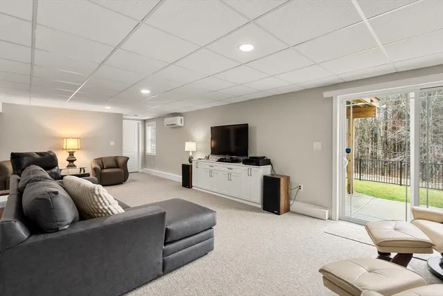 $799,900 | 17 Sunny Crest Lane, Belchertown, MA 01007