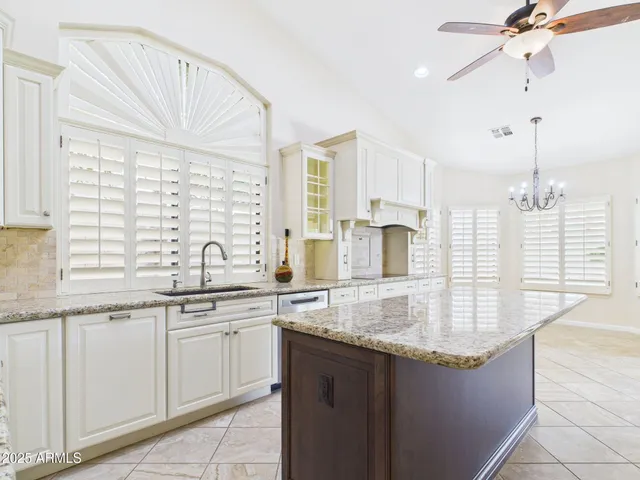 $749,900 | 1635 West Wisteria Drive, Chandler, AZ 85248