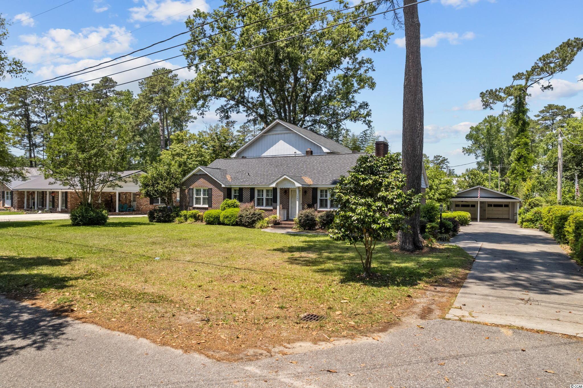 1306 Forest View Road Conway, SC 29526 - Photo 4 of 34 Gallery Image 4