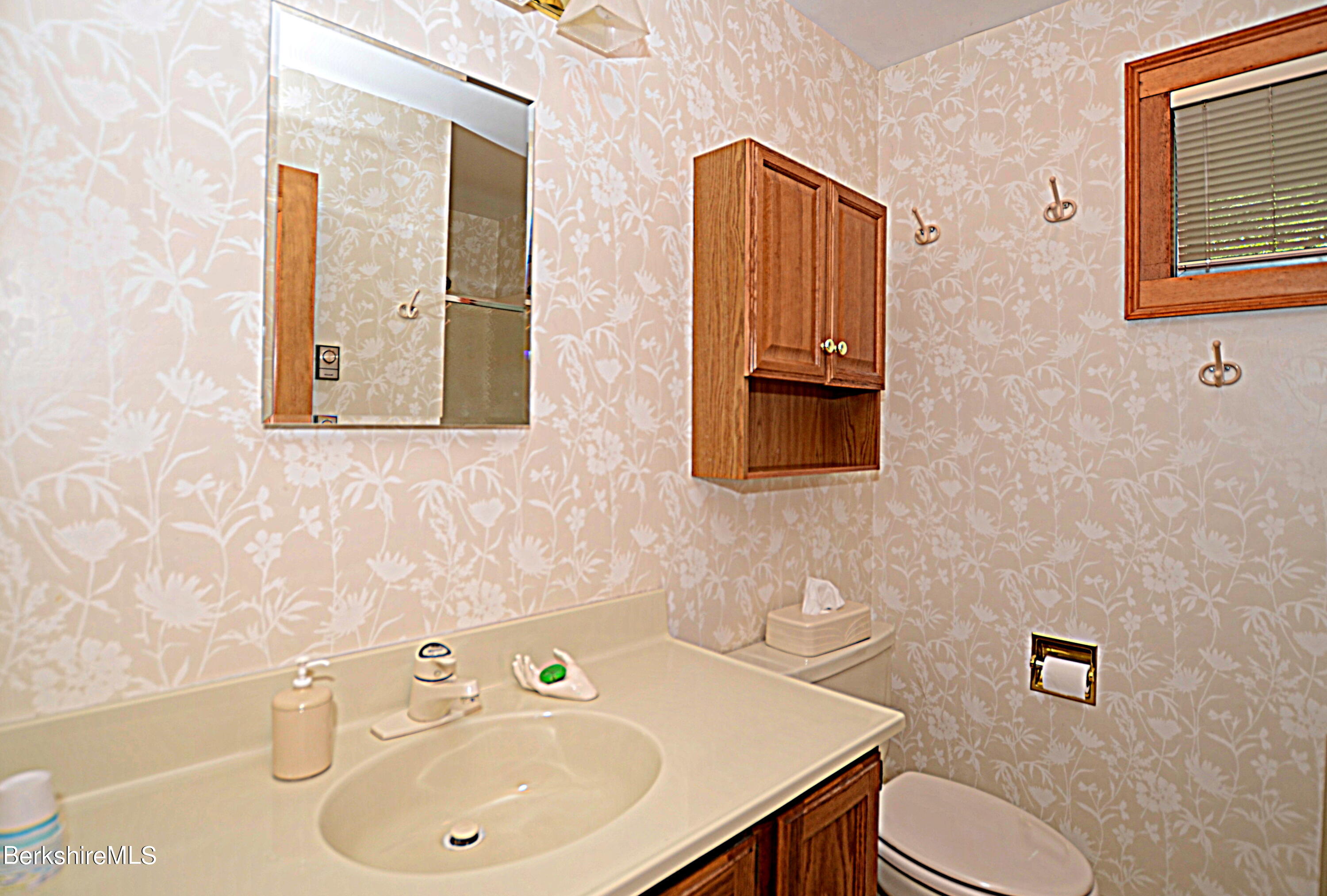 293 Old Pond Road Becket, MA 01223 - Photo 17 of 50 Power room