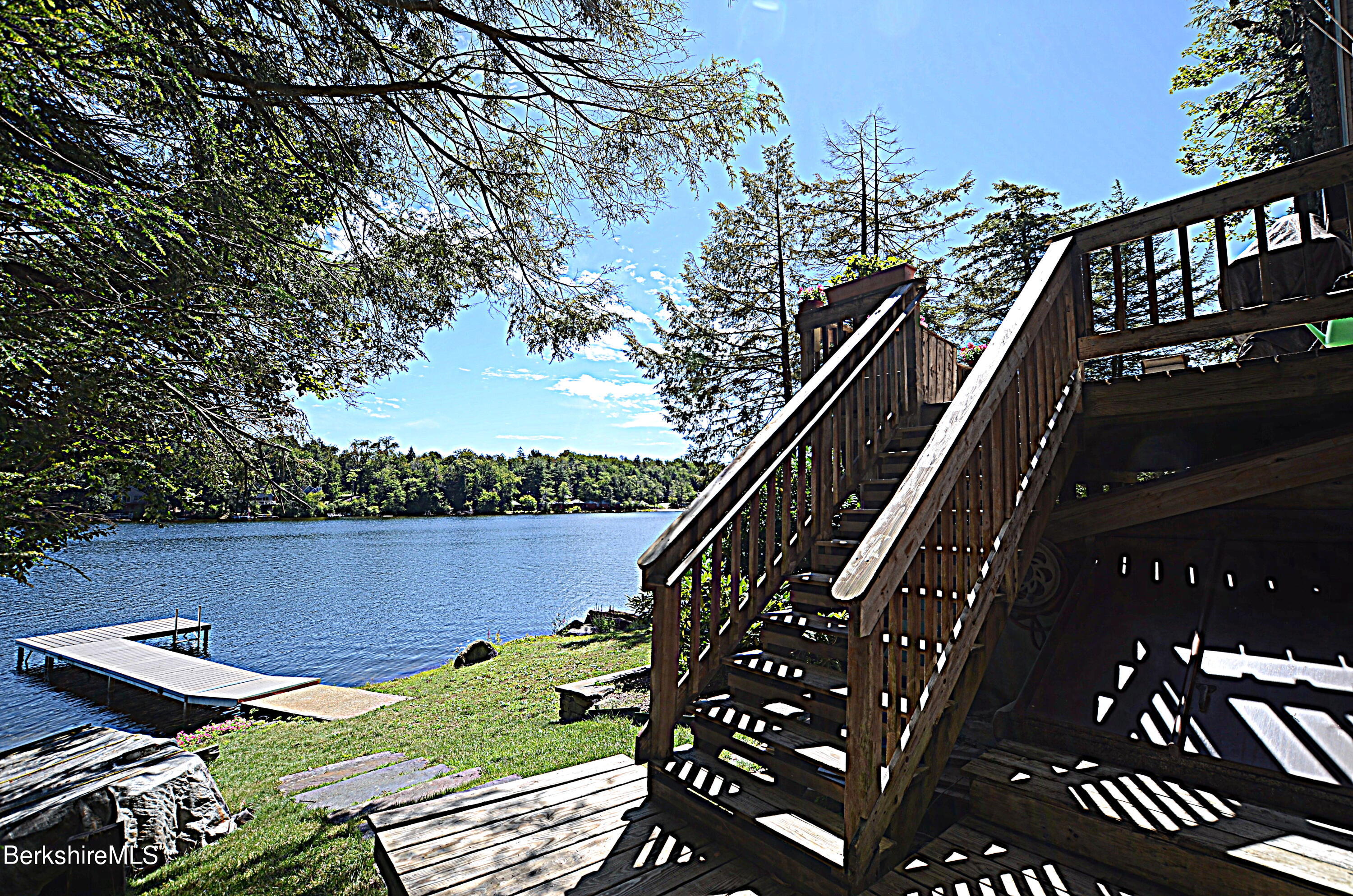 293 Old Pond Road Becket, MA 01223 - Photo 6 of 50 Left side