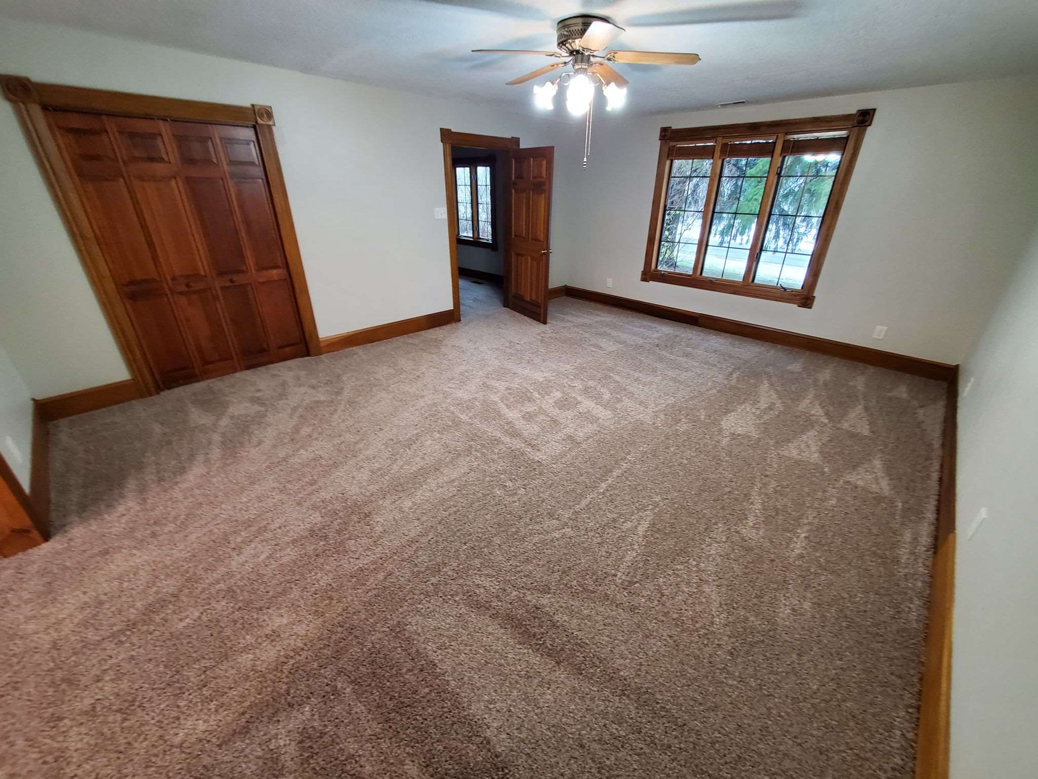 11811 Richard Road Churubusco, IN 46723 - Photo 11 of 35 Gallery Image 11