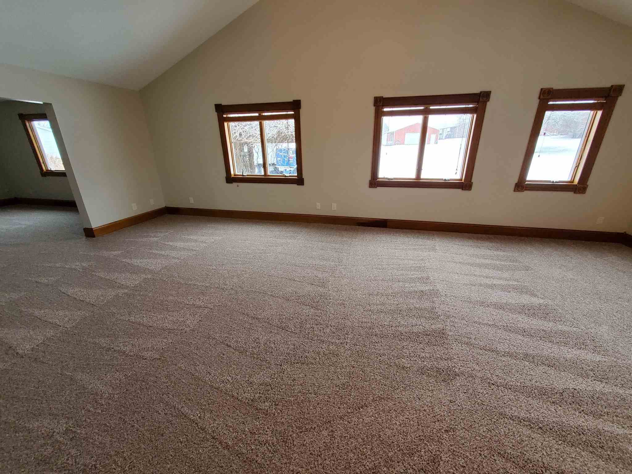 11811 Richard Road Churubusco, IN 46723 - Photo 3 of 35 Gallery Image 3