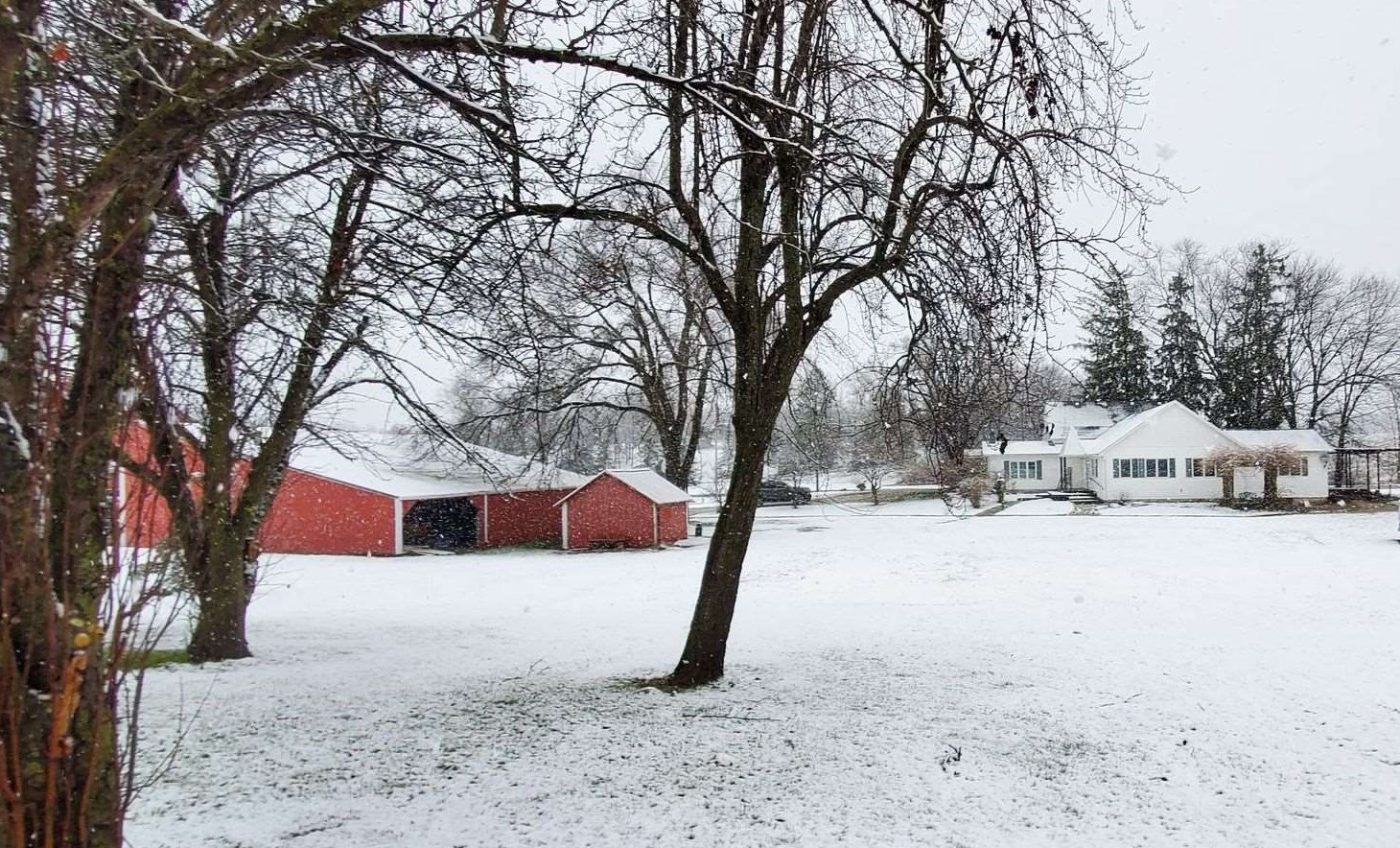 11811 Richard Road Churubusco, IN 46723 - Photo 22 of 35 Gallery Image 22