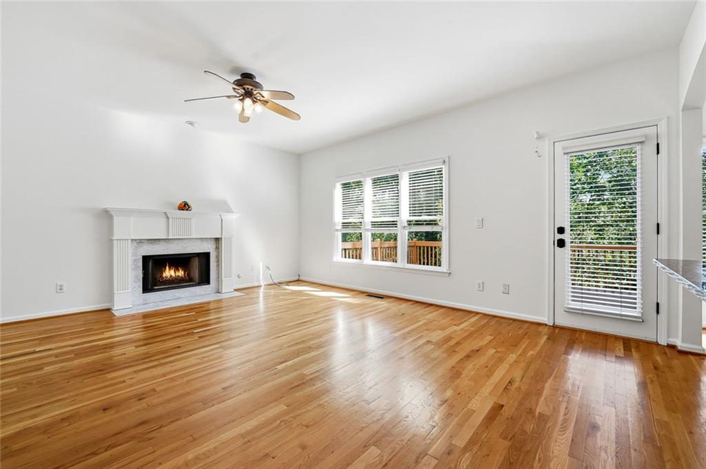 3612 Brookefall Court Suwanee, GA 30024 - Photo 10 of 38