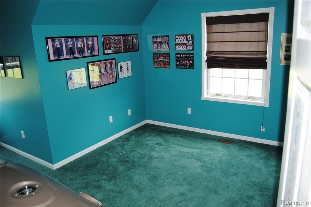 815 Morris Road Lapeer, MI 48446 - Photo 14 of 27 2nd bedroom 815 Morris Rd Lapeer MI 48446.JPG