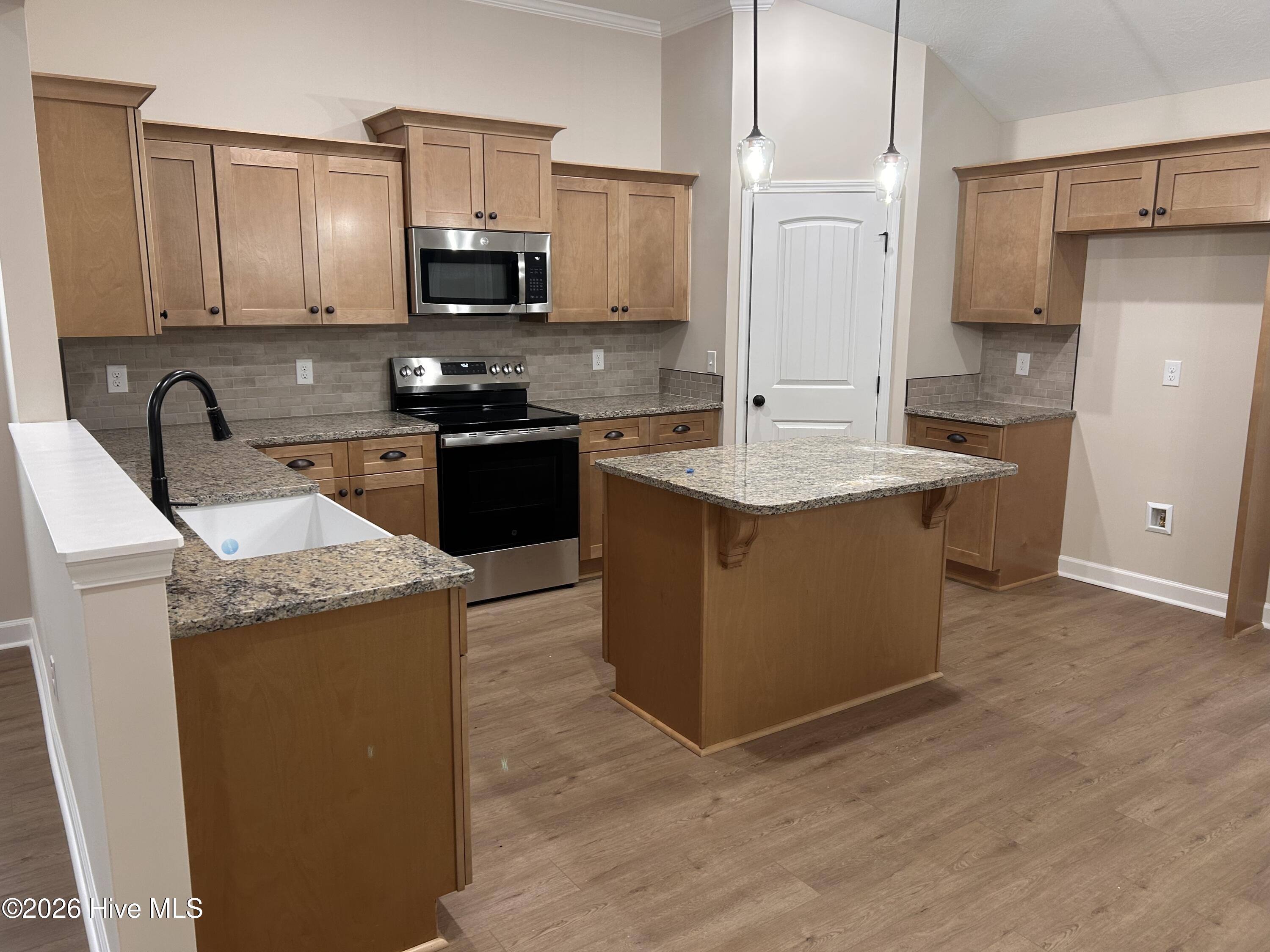 8325 Snelling Drive Aiken, SC 29803 - Photo 4 of 32