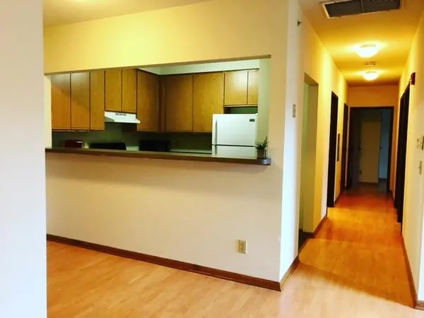 $2,800 | 322 North Henry Street, Unit 202, Madison, WI 53703