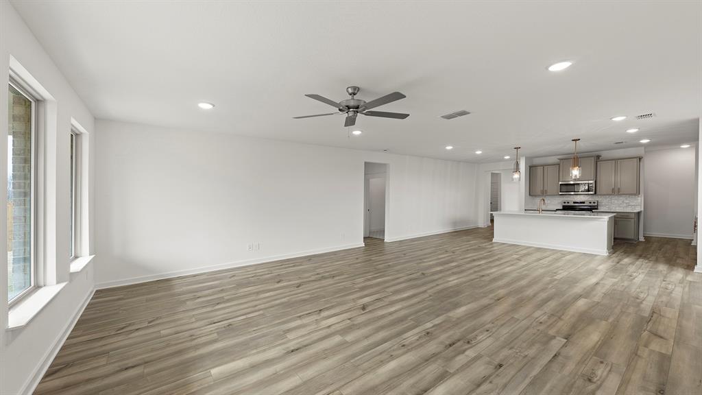 2307 Ryehill Road Forney, TX 75126 - Photo 11 of 25 Olive Family Room 3