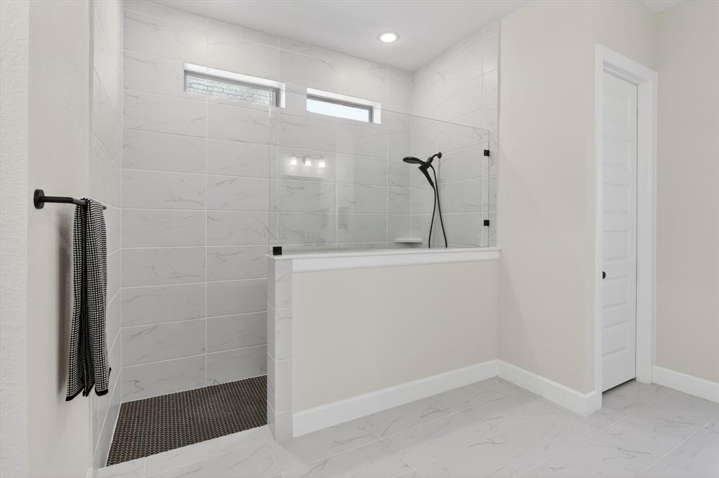 6309 Span Road The Colony, TX 75056 - Photo 22 of 38