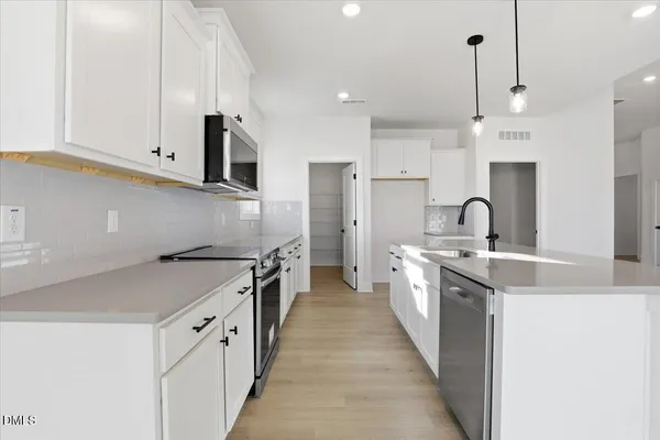 $399,500 | 104 Manchester Court, La Grange, NC 28551