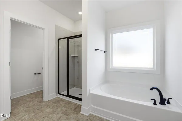 $399,500 | 104 Manchester Court, La Grange, NC 28551