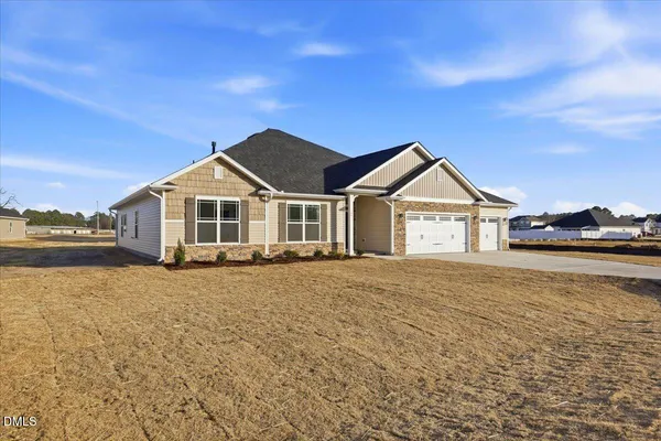 $399,500 | 104 Manchester Court, La Grange, NC 28551