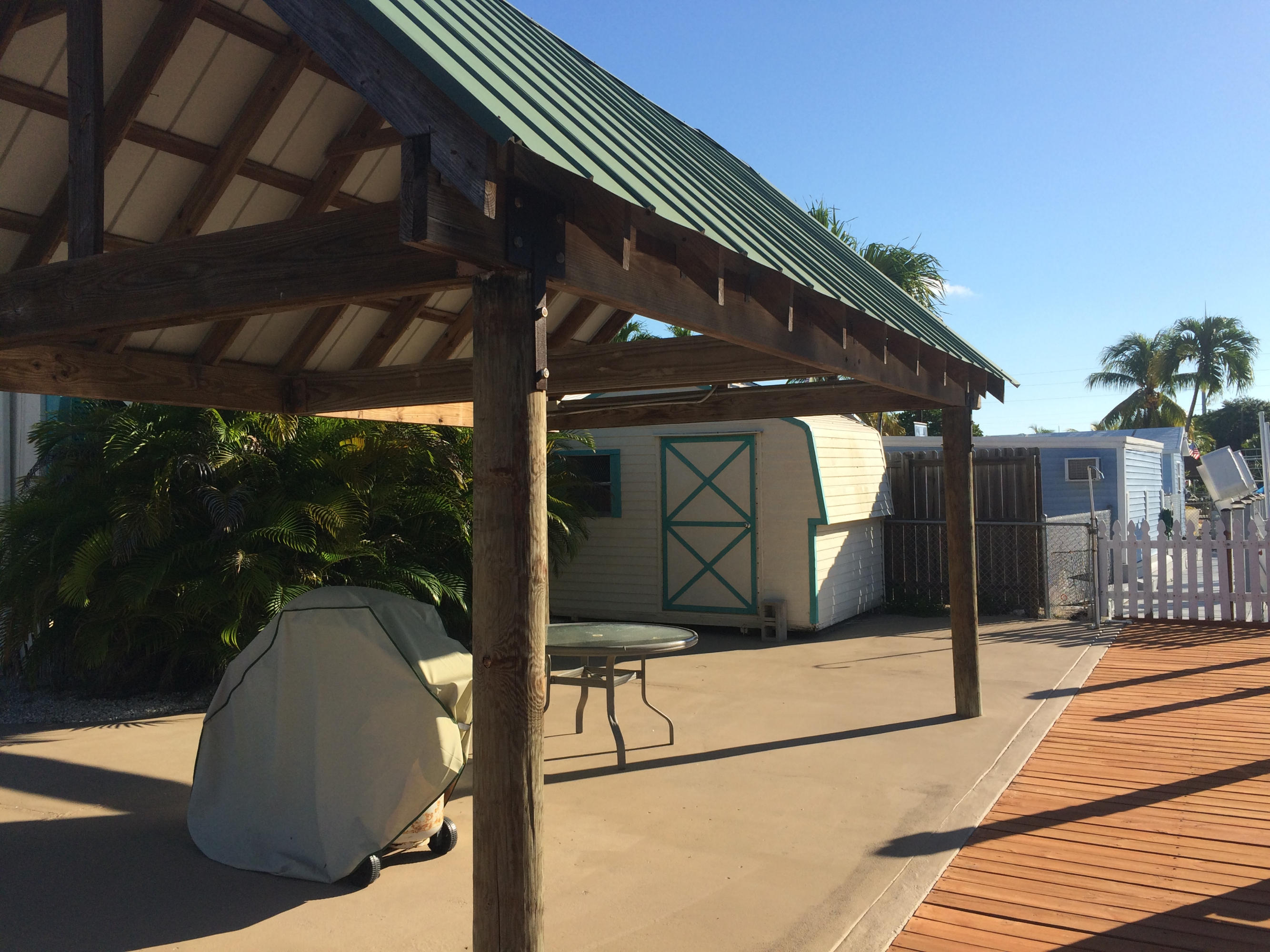 444 Bahia Honda Road Key Largo, FL 33037 - Photo 4 of 13 Backyard/chickee hut/shed