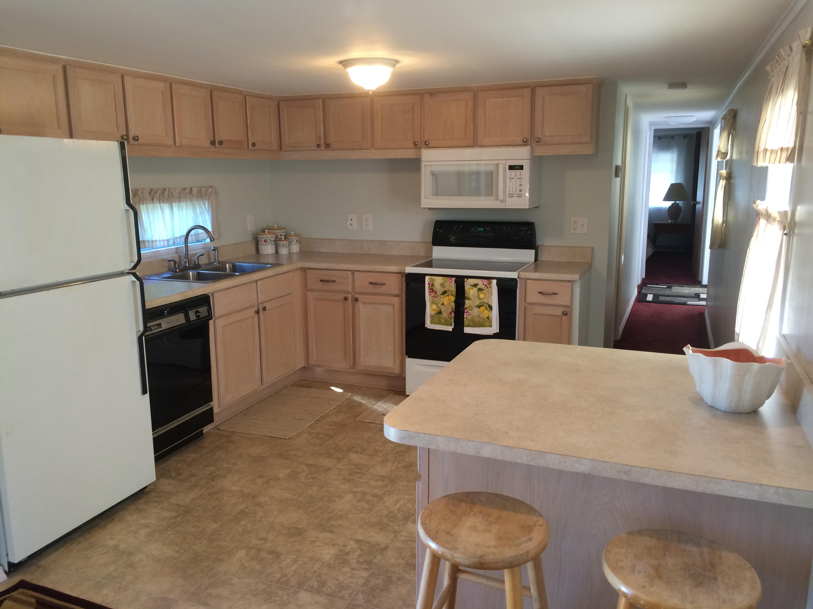 444 Bahia Honda Road Key Largo, FL 33037 - Photo 8 of 13 Kitchen