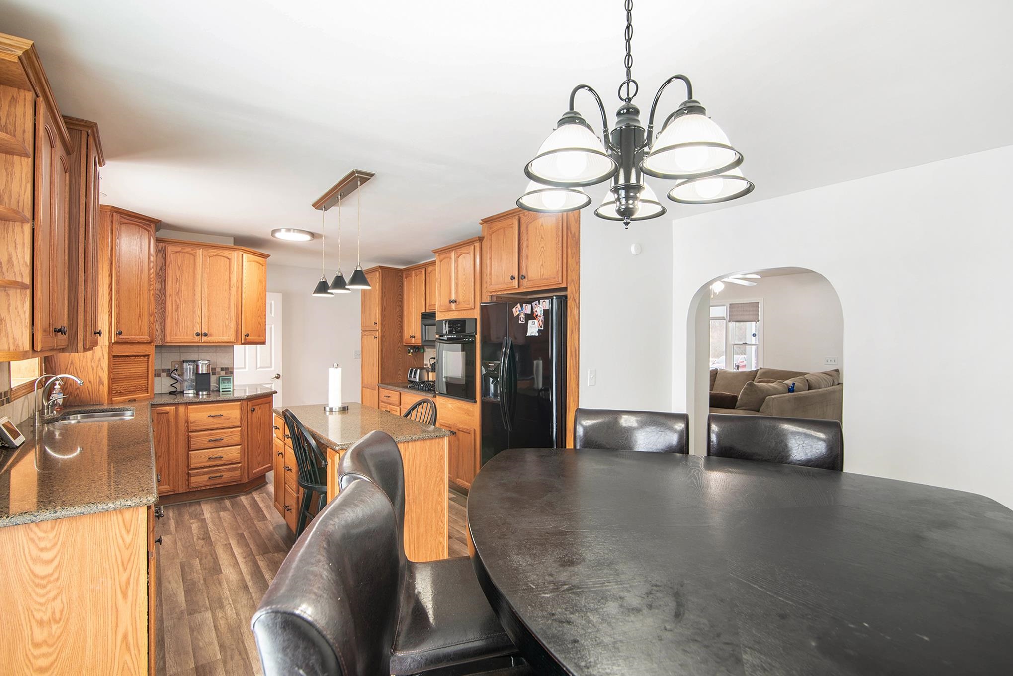 9484 North Lewis Road Clio, MI 48420 - Photo 13 of 37 50102179-12.JPG