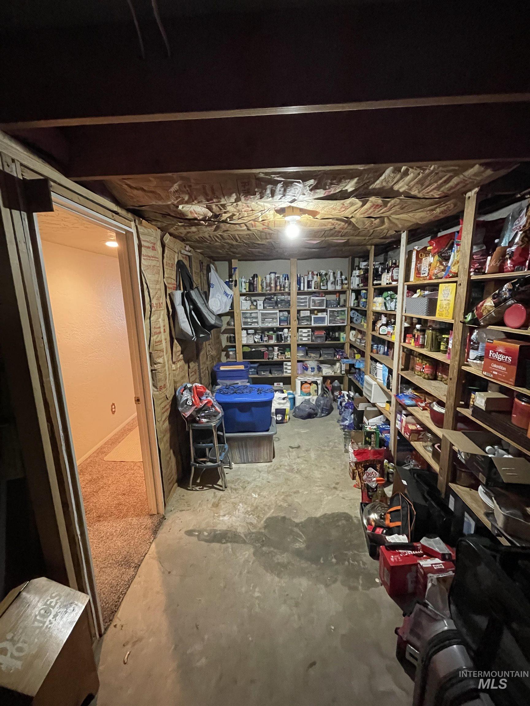 2155 East 1775 South Gooding, ID 83330 - Photo 12 of 18 View of storage