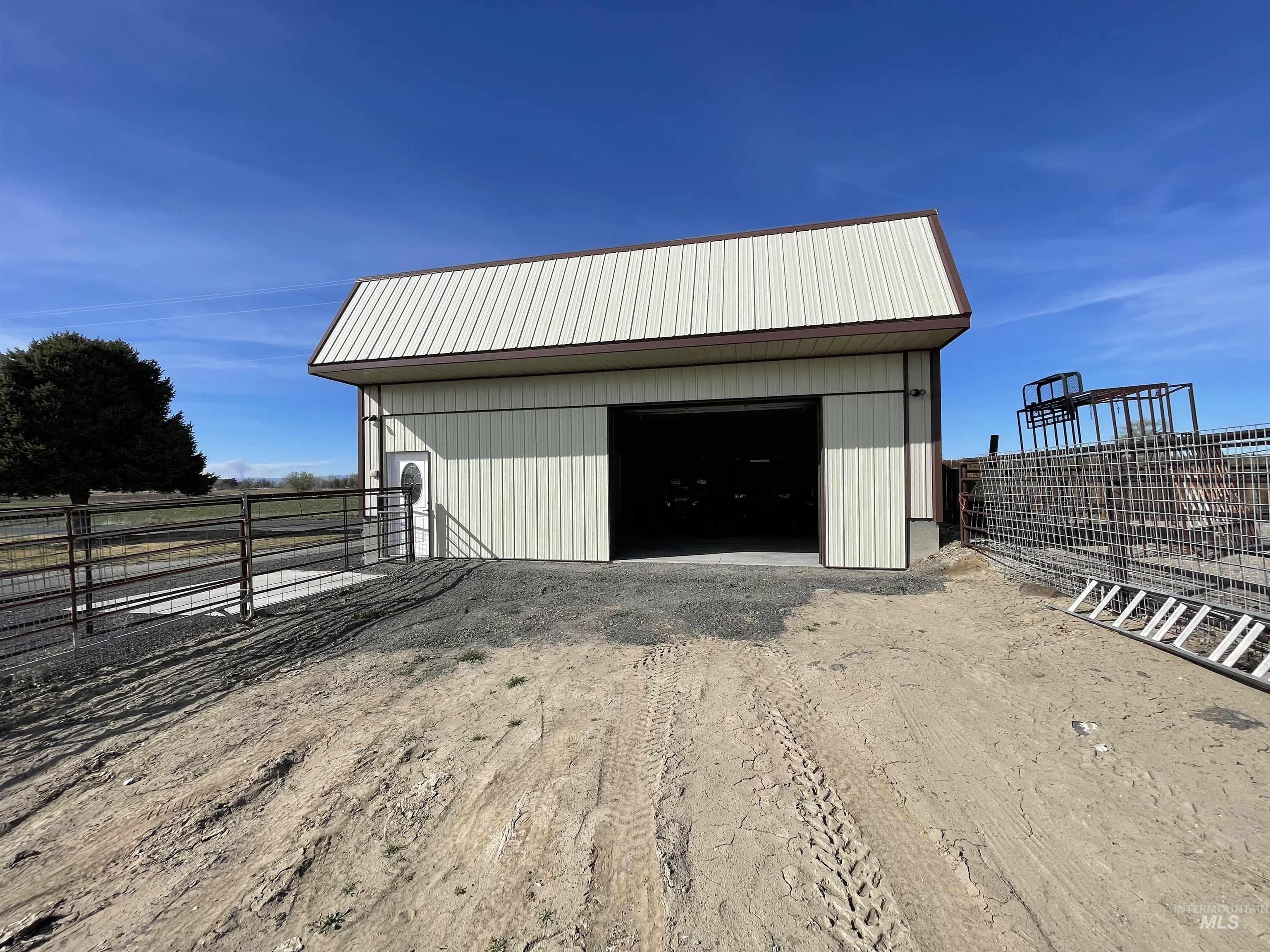 2155 East 1775 South Gooding, ID 83330 - Photo 16 of 18 View of outdoor structure