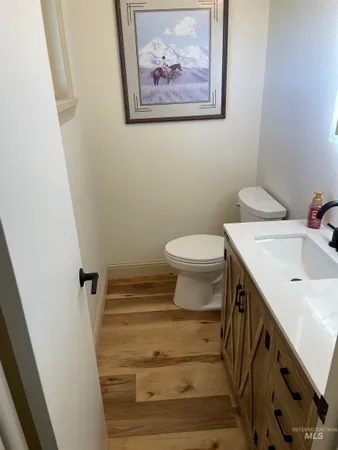$890,000 | 2155 East 1775 South, Gooding, ID 83330
