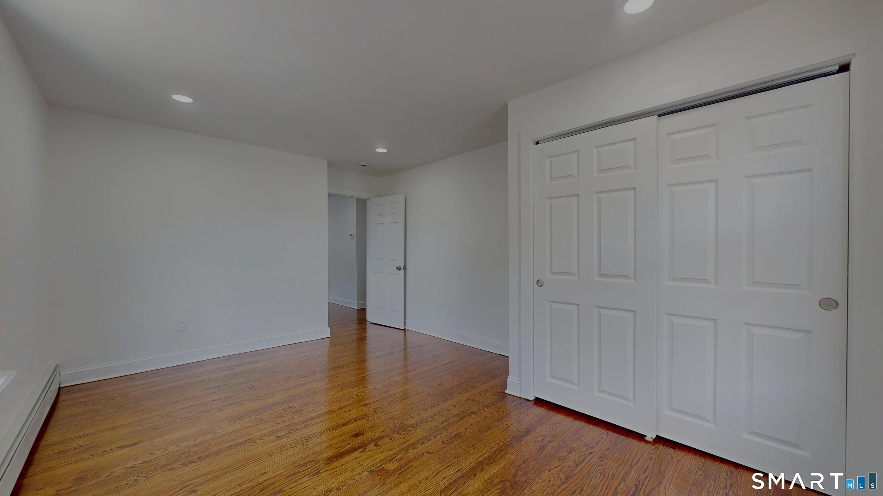 24 Bond Street Hartford, CT 06114 - Photo 11 of 24