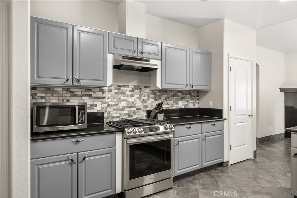 24245 River Corning Ca Corning, CA 96021 - Photo 6 of 30