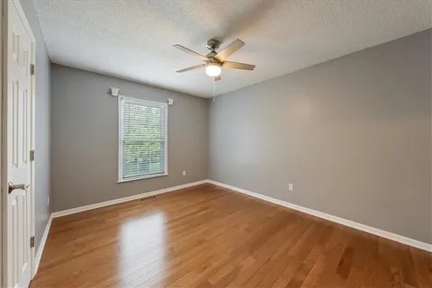 $399,900 | 1327 Northeast Depot Drive, Lee's Summit, MO 64086