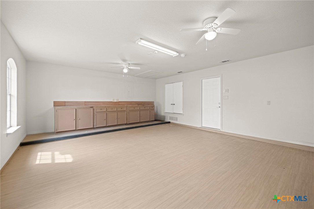 4201 Jim Avenue Killeen, TX 76549 - Photo 25 of 39 HUGE room - ready to meet your family's needs