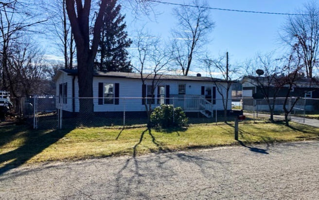 26265 Randall Road Dowagiac, MI 49047 - Photo 17 of 20 IMG_9918