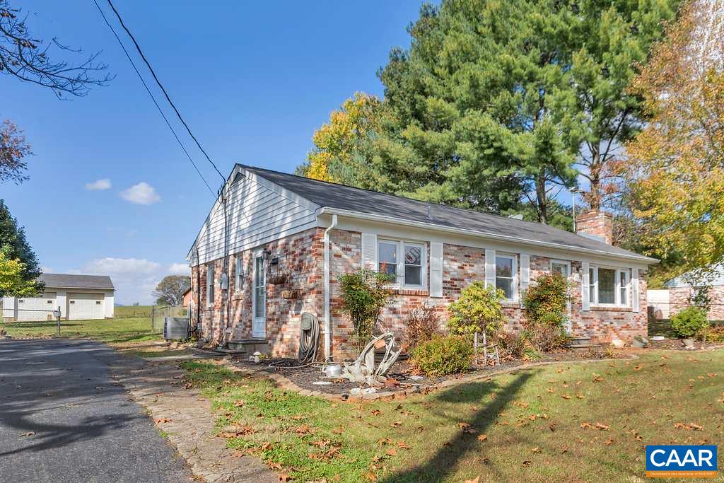353 Locust Lane Ruckersville, VA 22968 - Photo 3 of 22 a view of a house with a patio