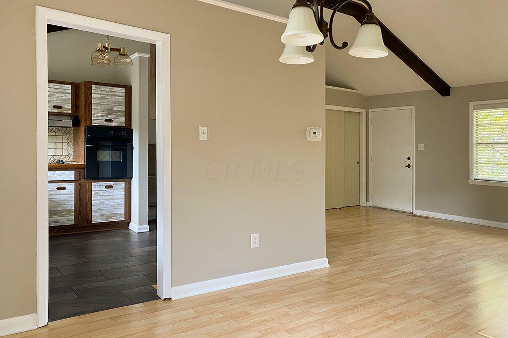 891 Afton Road Columbus, OH 43221 - Photo 5 of 20 Gallery Image 5