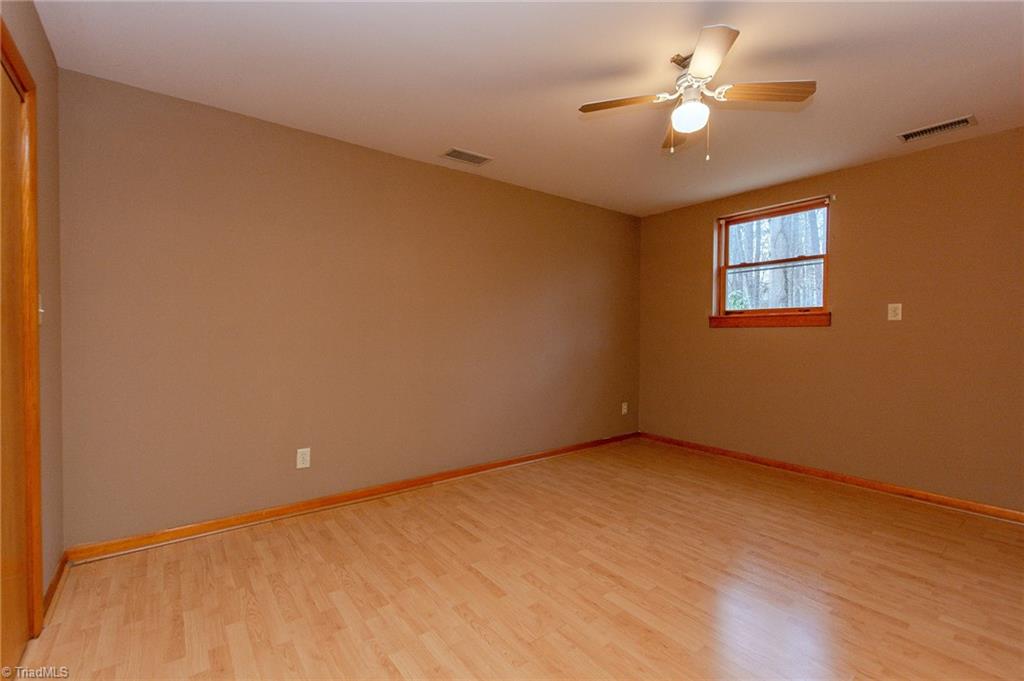 3746 Fieldview Road Pleasant Garden, NC 27313 - Photo 24 of 38 Gallery Image 24
