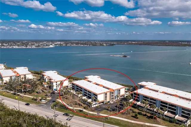 $595,000 | 1651 Beach Road, Unit 301, Englewood, FL 34223