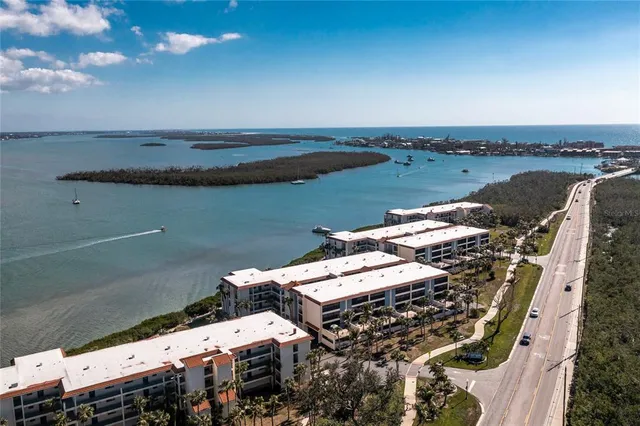 $595,000 | 1651 Beach Road, Unit 301, Englewood, FL 34223